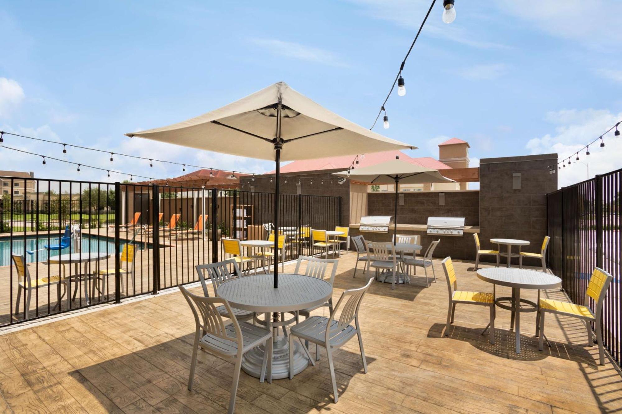 Home2 Suites By Hilton Houston Webster Exteriér fotografie